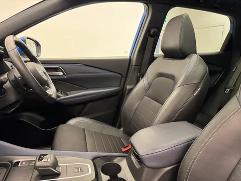 KM73VPL Nissan Qashqai 1.3 DiG-T MH 158 Tekna 5dr Xtronic Thumbnail #17