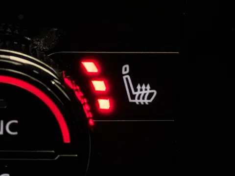 KM73VPL Nissan Qashqai 1.3 DiG-T MH 158 Tekna 5dr Xtronic Thumbnail #30