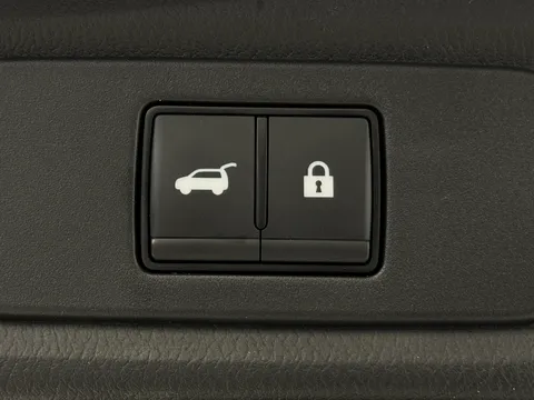 OW24MDZ Nissan Qashqai 1.3 DiG-T MH 158 Tekna+ 5dr Thumbnail #14