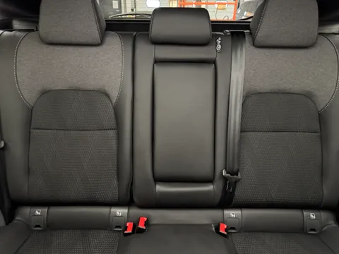 OW24FAO Nissan Qashqai 1.3 DiG-T MH N-Connecta [Glass Roof] 5dr Thumbnail #30