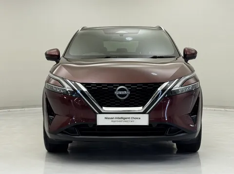 DU72AZF Nissan Qashqai 1.3 DiG-T MH Tekna 5dr Thumbnail #3