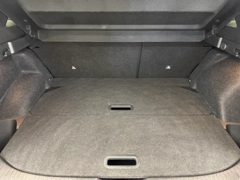 DU72AZF Nissan Qashqai 1.3 DiG-T MH Tekna 5dr Thumbnail #10