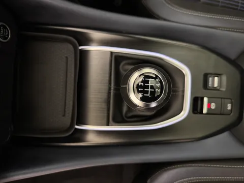 DU72AZF Nissan Qashqai 1.3 DiG-T MH Tekna 5dr Thumbnail #16