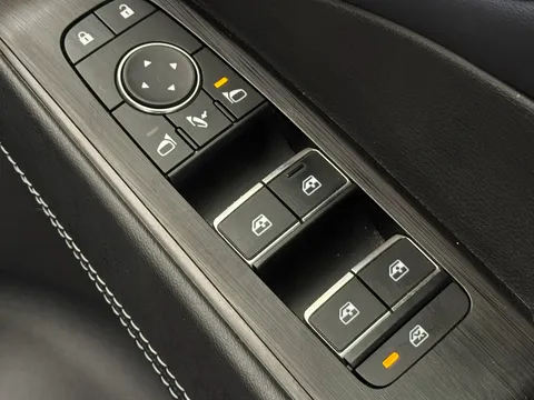 DU72AZF Nissan Qashqai 1.3 DiG-T MH Tekna 5dr Thumbnail #20