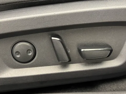 DU72AZF Nissan Qashqai 1.3 DiG-T MH Tekna 5dr Thumbnail #21