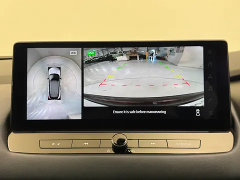 DU72AZF Nissan Qashqai 1.3 DiG-T MH Tekna 5dr Thumbnail #27