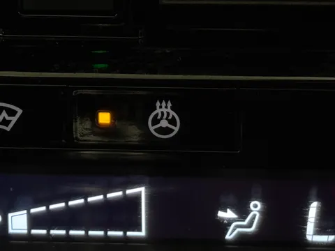 DU72AZF Nissan Qashqai 1.3 DiG-T MH Tekna 5dr Thumbnail #28