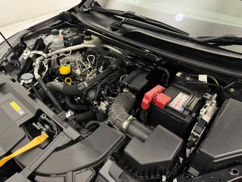 DU72AZF Nissan Qashqai 1.3 DiG-T MH Tekna 5dr Thumbnail #32