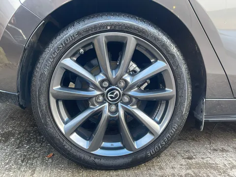 MX24ZPH Mazda Mazda3 2.0 e-Skyactiv G MHEV Exclusive-Line 5dr Thumbnail #14