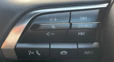 MX24ZPH Mazda Mazda3 2.0 e-Skyactiv G MHEV Exclusive-Line 5dr Thumbnail #17