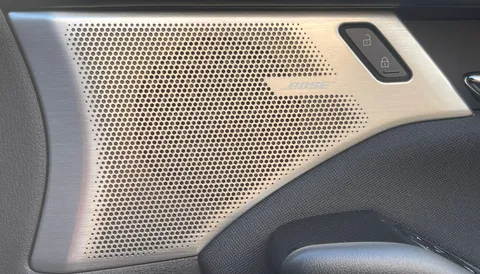 MX24ZPH Mazda Mazda3 2.0 e-Skyactiv G MHEV Exclusive-Line 5dr Thumbnail #24