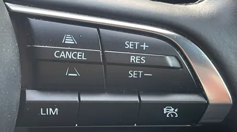 MX24ZPH Mazda Mazda3 2.0 e-Skyactiv G MHEV Exclusive-Line 5dr Thumbnail #26