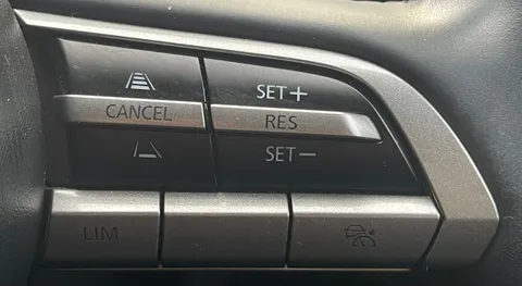 DG71ZRR Mazda Cx-30 2.0 e-Skyactiv X MHEV SE-L Lux 5dr Thumbnail #23