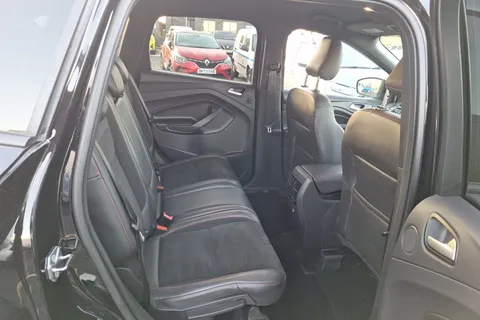 SG18RKE Ford Kuga 2.0 TDCi 180 ST-Line 5dr Auto Thumbnail #16