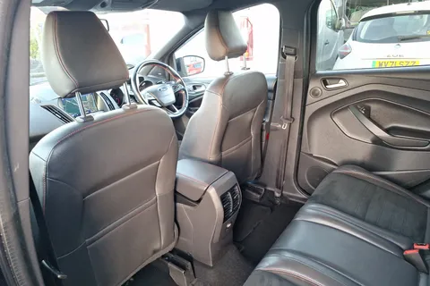 SG18RKE Ford Kuga 2.0 TDCi 180 ST-Line 5dr Auto Thumbnail #18