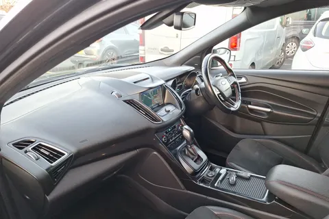 SG18RKE Ford Kuga 2.0 TDCi 180 ST-Line 5dr Auto Thumbnail #20