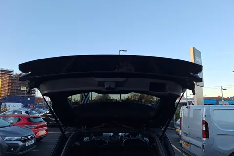 SG18RKE Ford Kuga 2.0 TDCi 180 ST-Line 5dr Auto Thumbnail #21