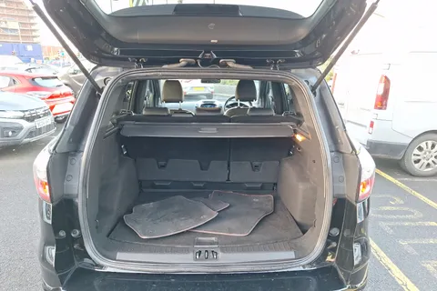 SG18RKE Ford Kuga 2.0 TDCi 180 ST-Line 5dr Auto Thumbnail #25