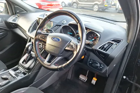 SG18RKE Ford Kuga 2.0 TDCi 180 ST-Line 5dr Auto Thumbnail #27