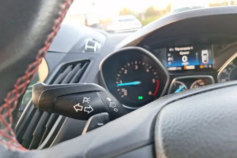 SG18RKE Ford Kuga 2.0 TDCi 180 ST-Line 5dr Auto Thumbnail #28