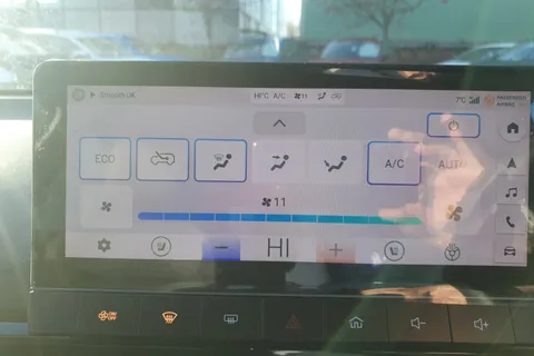 MF75CLZ Mg Motor Uk Mg4 150kW Trophy EV Long Range 64kWh 5dr Auto Thumbnail #29