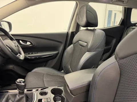 DU20XGP Renault Kadjar 1.3 TCE S Edition 5dr Thumbnail #13