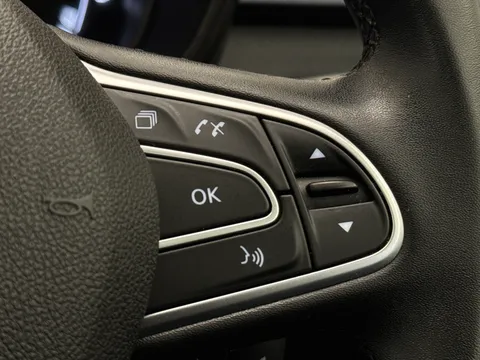 DU20XGP Renault Kadjar 1.3 TCE S Edition 5dr Thumbnail #23