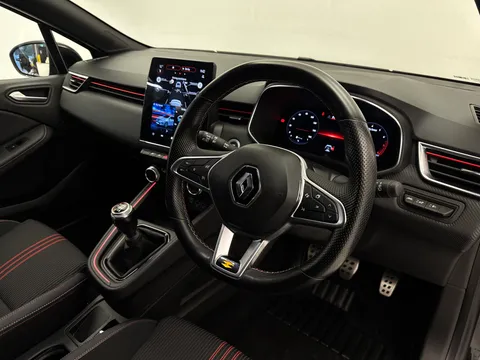 DS72XKZ Renault Clio 1.0 TCe 90 RS Line 5dr Thumbnail #20