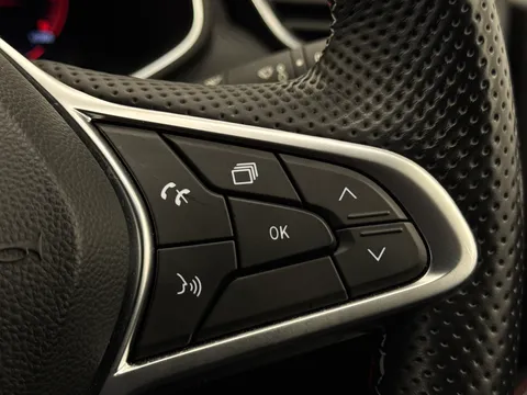 DS72XKZ Renault Clio 1.0 TCe 90 RS Line 5dr Thumbnail #22