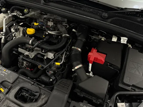 DS72XKZ Renault Clio 1.0 TCe 90 RS Line 5dr Thumbnail #28