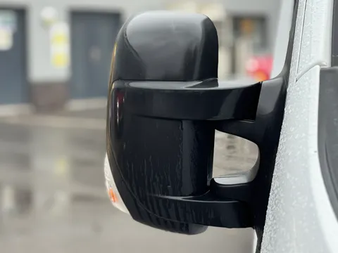 HN23GVM Renault Master LM35dCi 135 Business+ Medium Roof Van Thumbnail #21