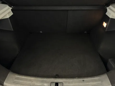 AE70RWL Mg Motor Uk Zs 1.5 VTi-TECH Exclusive 5dr Thumbnail #17