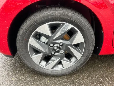 DS75UYX Hyundai i10 1.0 [63] Advance 5dr Auto [Nav] Thumbnail #16