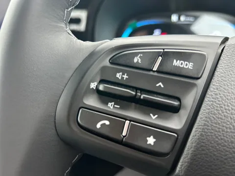 DS75UYX Hyundai i10 1.0 [63] Advance 5dr Auto [Nav] Thumbnail #19