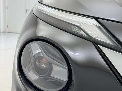 DE72AKN Nissan Juke 1.6 Hybrid Premiere Edition 5dr Auto Thumbnail #36