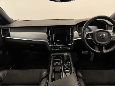 KS70PYG Volvo V90 2.0 B4D R DESIGN 5dr Auto Thumbnail #19