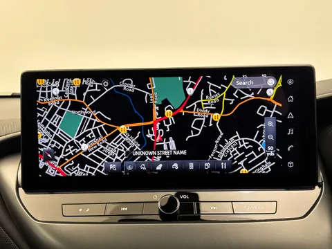 DY74WZR Nissan Juke 1.0 DiG-T N-Connecta 5dr Thumbnail #20