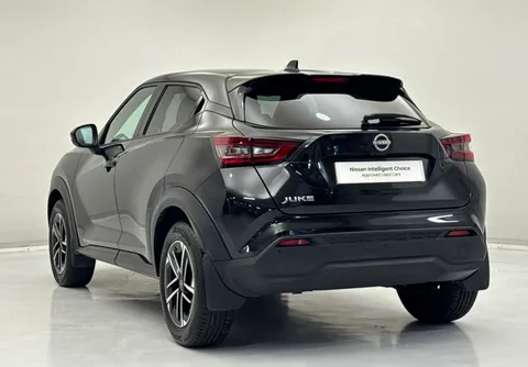 DY74WZR Nissan Juke 1.0 DiG-T N-Connecta 5dr Thumbnail #10