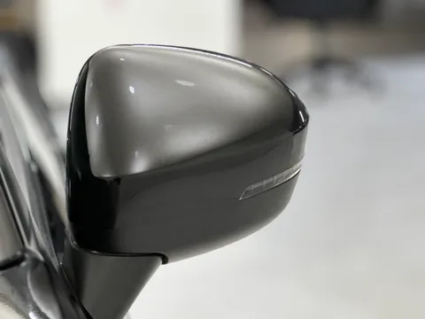 DY74WZR Nissan Juke 1.0 DiG-T N-Connecta 5dr Thumbnail #27