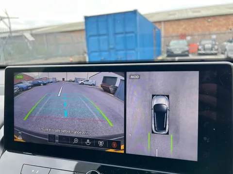 DX74XHY Nissan Qashqai 1.5 E-Power N-Connecta 5dr Auto Thumbnail #13