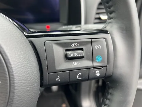DX74XHY Nissan Qashqai 1.5 E-Power N-Connecta 5dr Auto Thumbnail #22