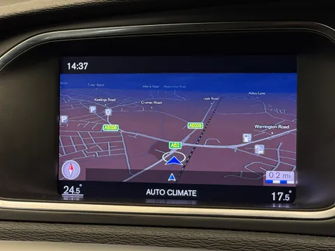 YW19UFA Volvo V40 T2 [122] R DESIGN Edition 5dr Thumbnail #28