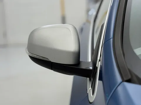 YW19UFA Volvo V40 T2 [122] R DESIGN Edition 5dr Thumbnail #33