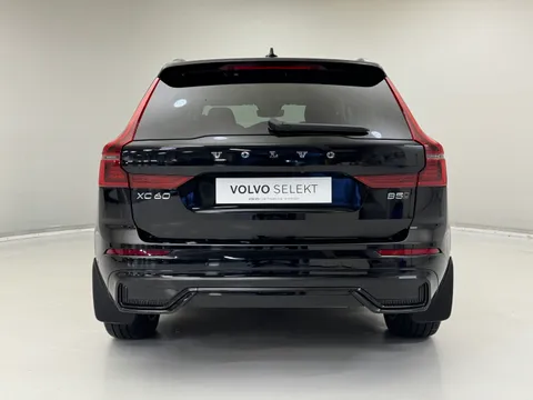 DT25AZL Volvo XC60 2.0 B5P Plus Dark 5dr AWD Geartronic Thumbnail #8