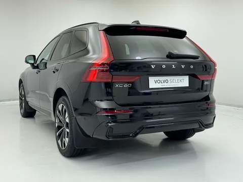 DT25AZL Volvo XC60 2.0 B5P Plus Dark 5dr AWD Geartronic Thumbnail #9