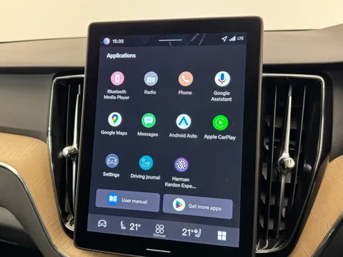 DT25AZL Volvo XC60 2.0 B5P Plus Dark 5dr AWD Geartronic Thumbnail #24