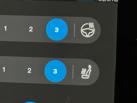 DT25AZL Volvo XC60 2.0 B5P Plus Dark 5dr AWD Geartronic Thumbnail #28