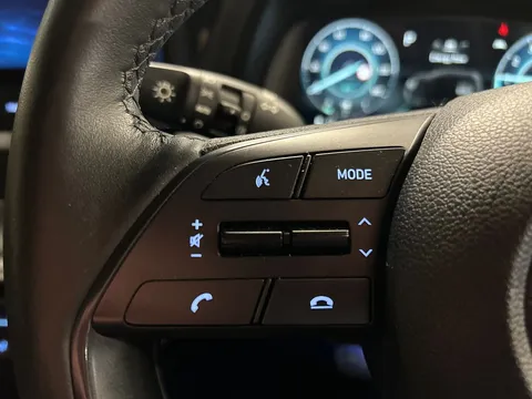 HF72WXK Hyundai Bayon 1.0 TGDi 48V MHEV Premium 5dr DCT Thumbnail #22