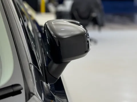 CF23EUA Volvo V90 2.0 B5P Cross Country Plus 5dr AWD Auto Thumbnail #34