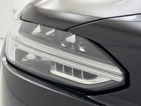 CF23EUA Volvo V90 2.0 B5P Cross Country Plus 5dr AWD Auto Thumbnail #35